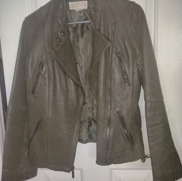 Women's Michael kors size medium leather biker moto jacket olive green - Picture 2 of 11